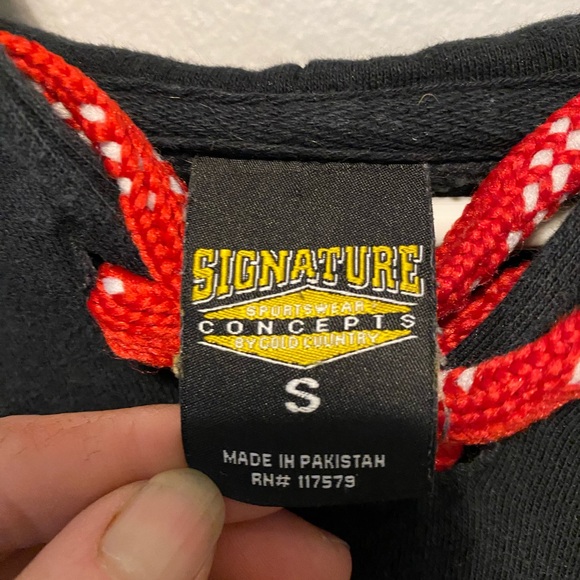 Minnesota Wild Men’s Small Hoodie w/kanaroo pocket, lace up - Picture 4 of 5